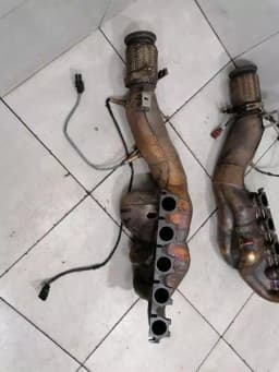 AUDI AUDI R8 TYPE 42 V10 5.2 SPYDER Catalytic Converter 420251211CX Catalytic Converter BUJ — thumbnail 4