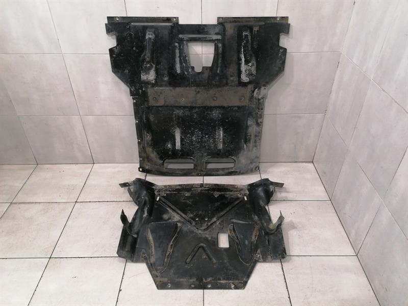 AUDI AUDI R8 TYPE 42 V10 5.2 SPYDER UNDERTRAY 427825205 Underbody Trim