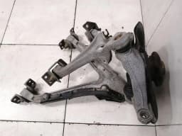 AUDI Audi R8 Type 42 V10 5.2 Spyder Left Front Hub 420407245E Wheel Bearing Housing Front L — thumbnail 5
