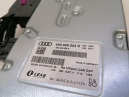 AUDI AUDI R8 TYPE 42 V10 5.2 SPYDER AMPLIFIER 420035223D AMPLIFIER BANG OLUFSEN — thumbnail 4