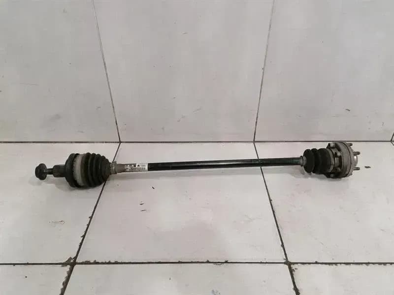 Audi R8 Type 42 V10 5.2 Right Front Drive Shaft 420407271A Drive Shaft Front R