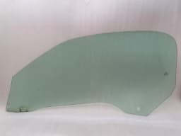 AUDI Audi R8 Type 42 V10 5.2 Spyder right door glass 420845202A door window right — thumbnail 4