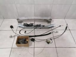 AUDI AUDI R8 TYPE 42 V10 5.2 SPYDER FRONT BUMPER BEAM 420805563E Front Bumper — thumbnail 1