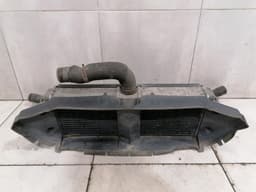 AUDI Audi R8 Type 42 V10 5.2 Spyder Water Radiator 420121254A Water Cooler Radiator — thumbnail 1