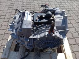 AUDI Audi R8 4S Plus AWD Gearbox OBZ300045M Gearbox QWB — thumbnail 5