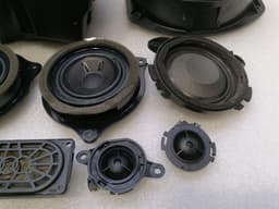 AUDI AUDI R8 TYPE 42 V10 5.2 SPYDER SPEAKERS 420035223D BANG & OLUFSEN SPEAKERS — thumbnail 2