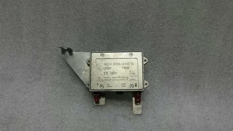 Audi S8 D3 Aerial / Antenna 8E0035456 Antenna Mobile Phone