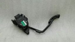 AUDI Audi S8 D3 A8 RHD gas pedal (electrical) 4E2723523C right hand drive — thumbnail 2