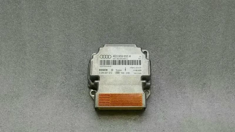 AUDI Audi S8 D3 A8 Safety Module ECU 4E0959655H Air Control Unit SRS