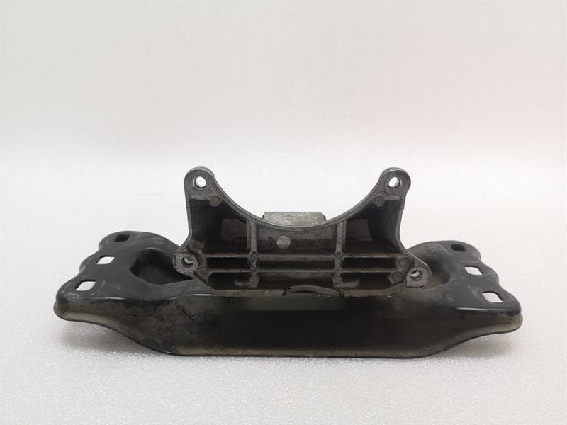 Mercedes C63 AMG Class W204 Gearbox Mount A2122401018 Transmission Holder