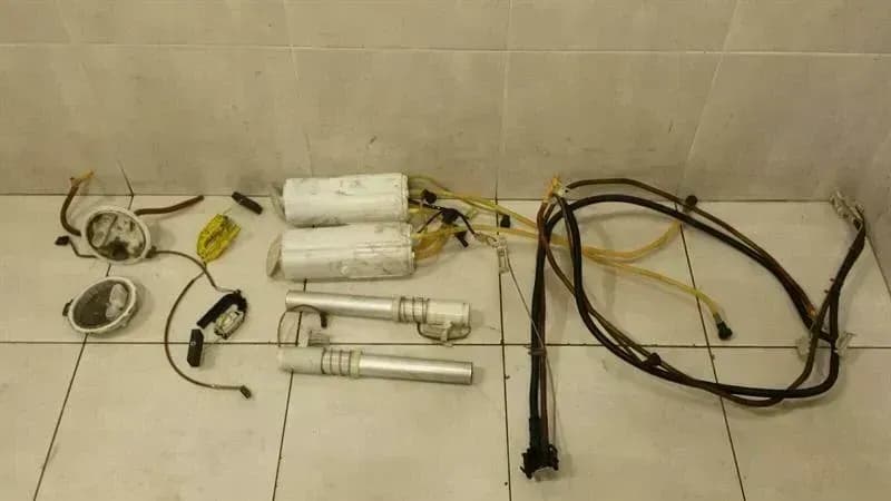 AUDI Audi S8 D3 Fuel Pump Electric Set 4E0919679J Fuel Pump Set 5.2 V10