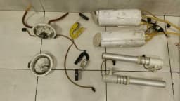 AUDI Audi S8 D3 Fuel Pump Electric Set 4E0919679J Fuel Pump Set 5.2 V10 — thumbnail 5