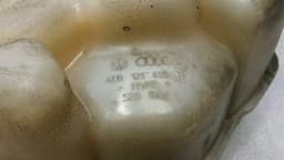 AUDI Audi S8 D3 A8 Expansion Tank 4E0121403H Balancing Tank Cooling Water — thumbnail 7