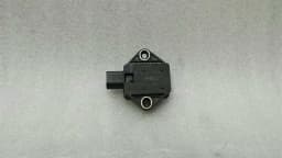 AUDI Audi S8 D3 A8 Yaw Rate Sensor 8E0907637A Rotary Rate Sensor ESP — thumbnail 2