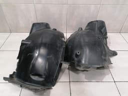 MERCEDES-BENZ Mercedes C63 AMG W204 WHEEL ARCH LINER LEFT A2046900930 WHEEL RUN COVER LEFT — thumbnail 1