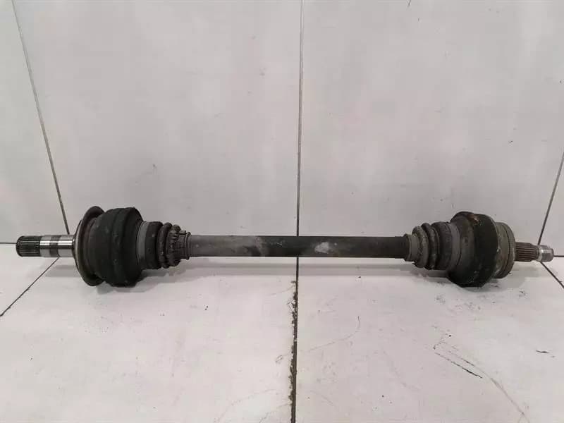 Mercedes C63 W204 Left Rear Drive Shaft A2043501610 Drive Shaft Rear Left