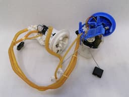 MERCEDES-BENZ Mercedes C63 Class W204 Fuel Pump Electric A2124703194 Fuel Pump AMG M156 — thumbnail 2