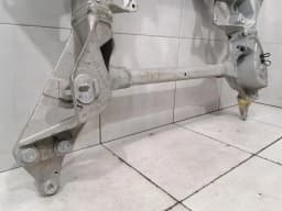 ASTON MARTIN Aston Martin DBS SUPERLEGGERA AM7 Beam Subframe Front HY53-5019-A Axle Carrier VO — thumbnail 3