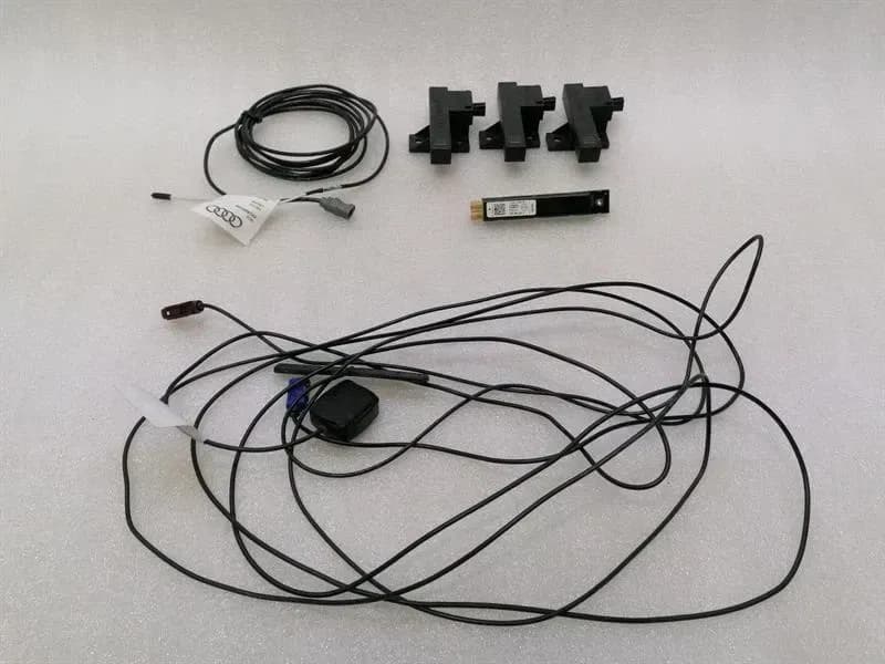 LAMBORGHINI HURRICANE LP 610-4 SPYDER Aerial / Antenna 8K0907247 Antenna