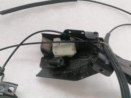 AUDI Audi R8 4S performance boat lock 420959782 tailgate lock — thumbnail 4