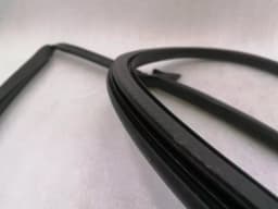 AUDI Audi R8 4s Performance Door Seal 4S8831708 Door Seals RIGHT — thumbnail 6