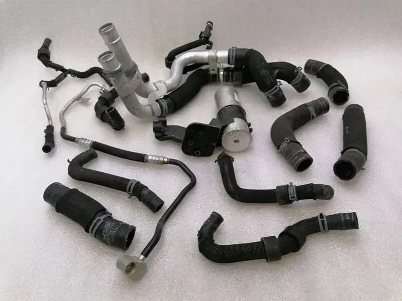 AUDI Audi R8 4S Cooling Pipe SET 4S0121064F Cooling Water Hose SET FRONT