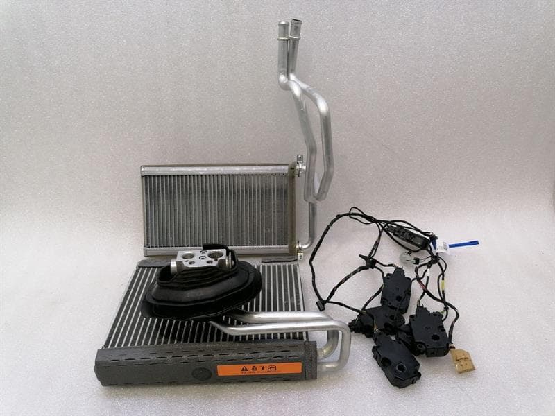 AUDI Audi R8 4s Performance Heater Matrix 4S2971566 Heat Exchanger Heating Cooler RHD