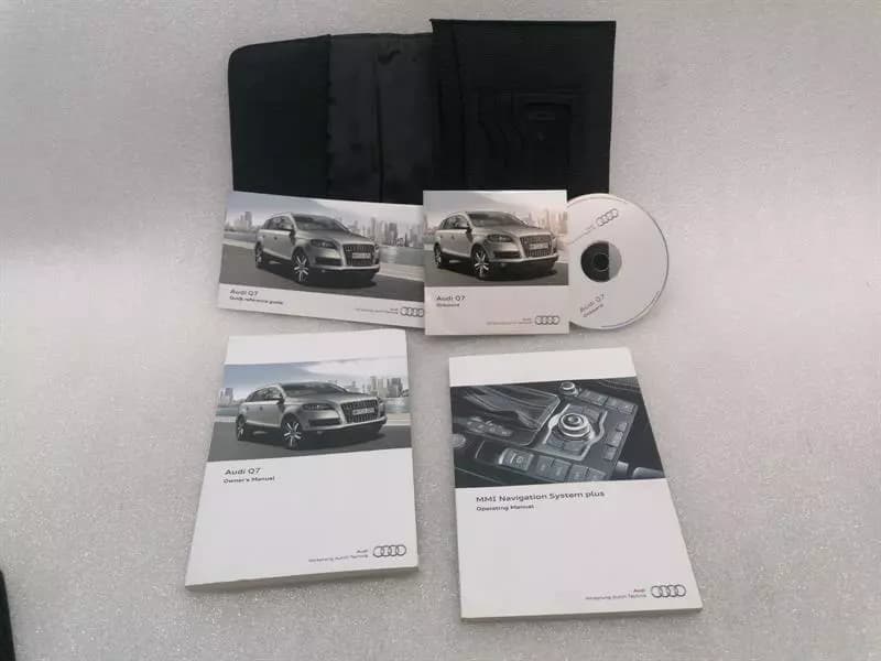 AUDI Audi Q7 Service Booklet Car Maintenance Manual