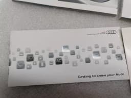 AUDI Audi Q5 Manual Service Booklet Car Maintenance Manual — thumbnail 8