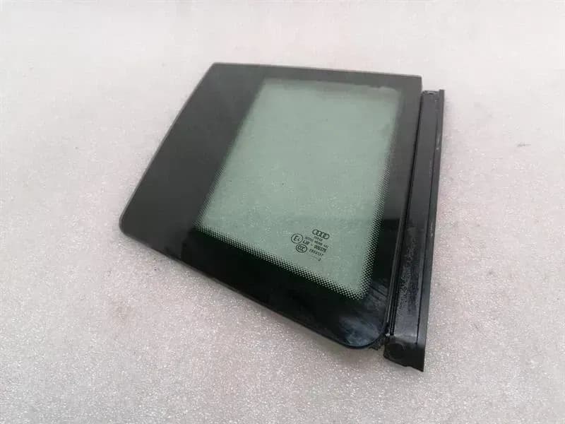 Audi R8 4S Performance right rear quarter glass 4S8845300A door window 1/4 right