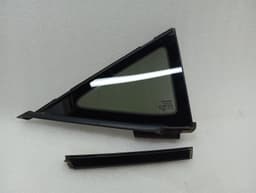 LAMBORGHINI Lamborghini Huracan LP640 EVO SPYDER Left 1/4 Glass 4T0845115C Door Window 1/4 Front — thumbnail 1