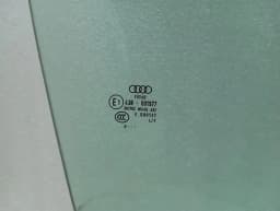 AUDI Audi R8 4S V10 RWD right front door glass 4S8845202 door window front right — thumbnail 2