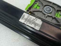 AUDI Audi R8 4S V10 RWD Right Front Door Winder 4S8837462B Window Regulator Front Right — thumbnail 9