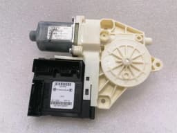 AUDI Audi R8 Type 42 V10 5.2 Spyder Door Window Motor 42B059801E Window Regulator Motor — thumbnail 2