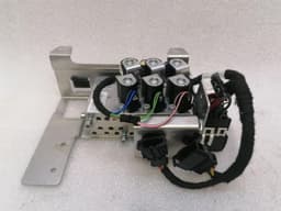 AUDI Audi R8 Type 42 V10 5.2 Spyder Valve 427898255 Valve Hydraulic System Canopy — thumbnail 1