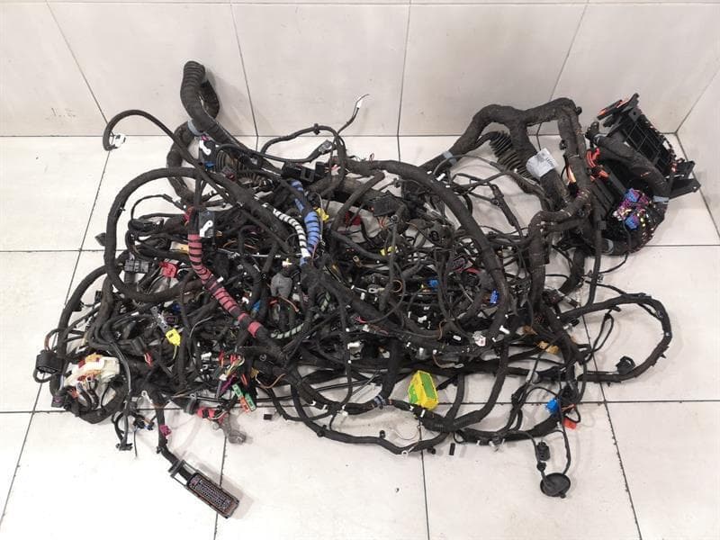 AUDI Audi R8 Type 42 V10 5.2 SPYDER Wiring Loom MAIN BODY RHD Harness RIGHT HANDLE