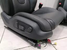 AUDI Audi R8 Type 42 V10 5.2 SPYDER SEAT SET R8 Seats SPORT LEATHER RED STITCHING — thumbnail 6