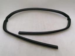 AUDI Audi R8 Type 42 V10 5.2 Spyder Door Seal 427831708A Door Seals RIGHT — thumbnail 2
