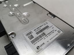 AUDI Audi R8 Type 42 V10 5.2 SPYDER Amplifier 427035223A Amplifier Bang and Olufsen — thumbnail 3