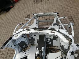 AUDI Audi R8 Type 42 V10 5.2 Spyder Front End Clip 420805011M Lock Beam Front Mask — thumbnail 7