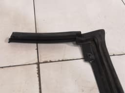 AUDI AUDI R8 TYPE 42 V10 5.2 SPYDER FRONT SEAL 427845353 FRONT SEAL SOFT TOP — thumbnail 6