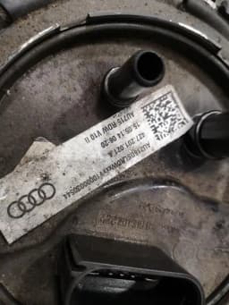 AUDI Audi R8 Type 42 V10 5.2 Spyder Fuel Tank 427201021A Fuel Tank — thumbnail 4
