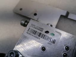 AUDI Audi R8 Type 42 V10 5.2 Spyder Valve 427898255 Valve Hydraulic System Canopy — thumbnail 5
