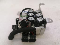 AUDI Audi R8 Type 42 V10 5.2 Spyder Valve 427898255 Valve Hydraulic System Canopy — thumbnail 10
