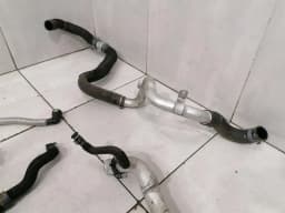 AUDI AUDI R8 TYPE 42 V10 5.2 COOLING PIPE 420121046C COOLANT HOSE HOSE KIT — thumbnail 3