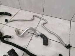 AUDI AUDI R8 TYPE 42 V10 5.2 COOLING PIPE 420121046C COOLANT HOSE HOSE KIT — thumbnail 4