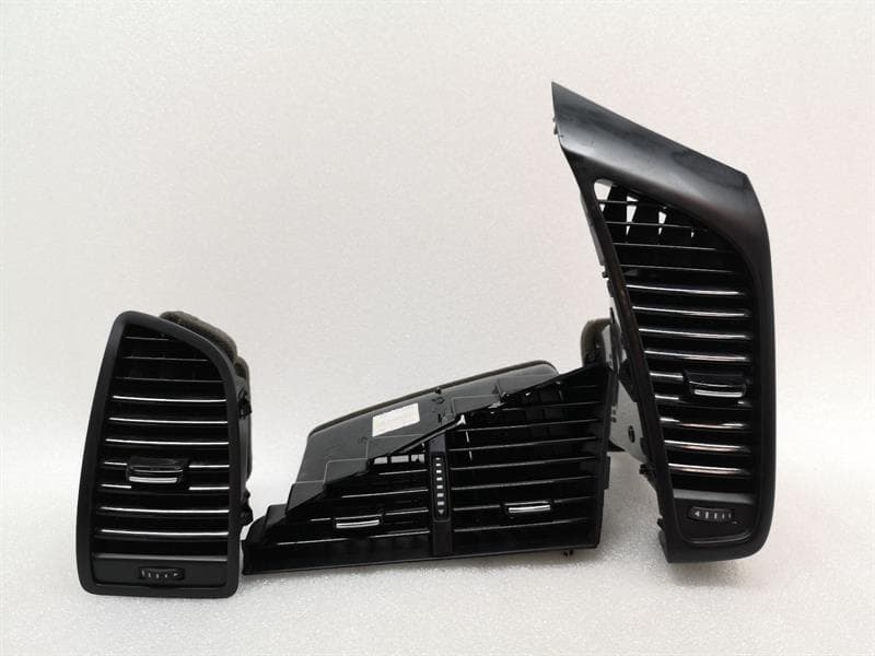 AUDI Audi R8 Type 42 V10 5.2 SPYDER Air Vent SET 424820901C Ventilation Nozzle SET RHD