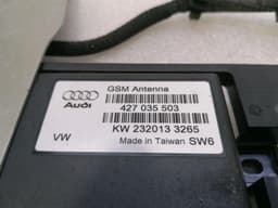 AUDI Audi R8 Type 42 V10 5.2 Spyder Aerial / Antenna 427035503 Antenna GSM — thumbnail 5