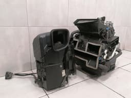 AUDI Audi R8 42 V10 5.2 SPYDER Heater Blower 420820351B Motor Heater Fan HVAC — thumbnail 8