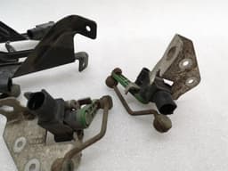 AUDI Audi R8 Type 42 V10 5.2 SPYDER Sensor 420941273F LEVEL SET OF 3 — thumbnail 9